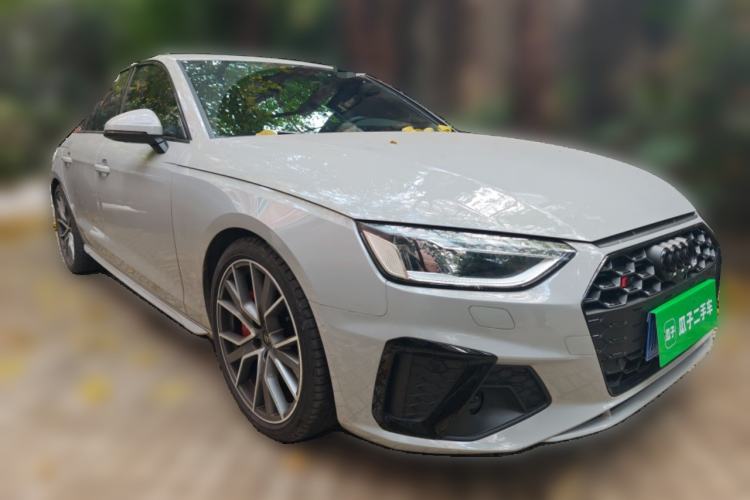 Used Audi S4 2023 S4 Avant 3.0TFSI Front Right 45 Deg