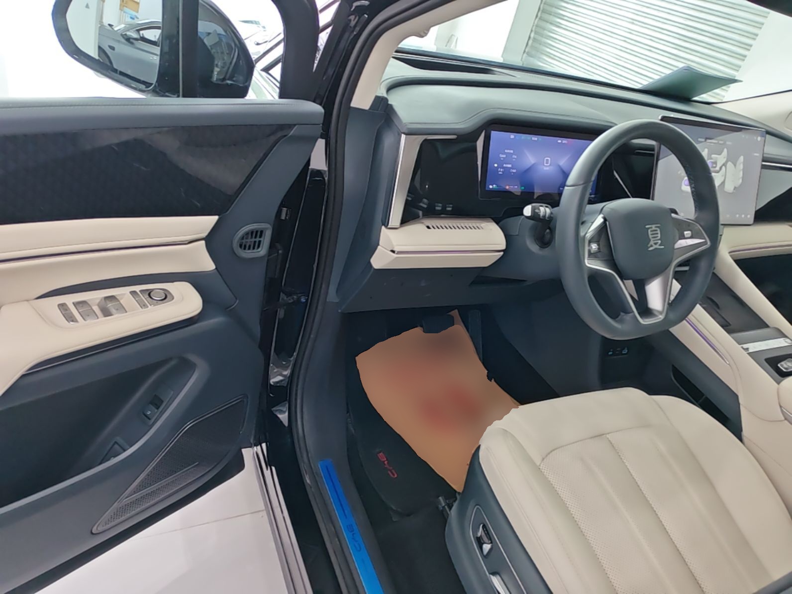 BYD Xia 2026 DM-i 1.5T 218KM Excellence Edition — снимка 18