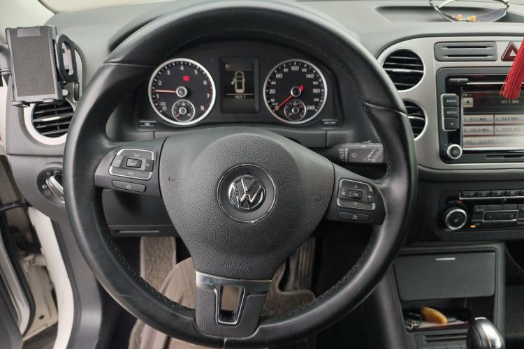 Used Volkswagen Tiguan 2012 1.8TSI Automatic Two-Wheel Drive Elite Edition Steering Wheel