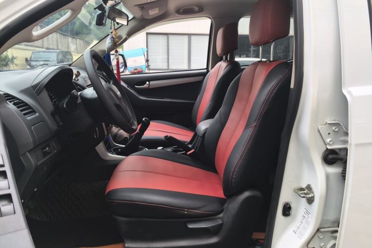 Used Isuzu D-MAX 2015 2.5T 4x4 Manual Base Version 4JK1