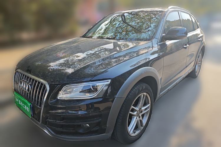 Used Audi Q5 2018 Collector's Edition 40 TFSI Technology Model