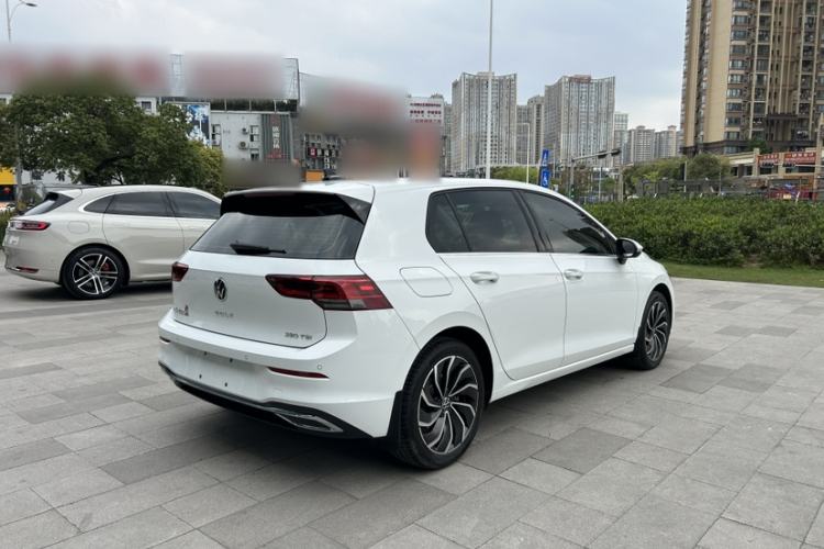 Used Volkswagen Golf 2023 Facelift 280TSI DSG Pro
