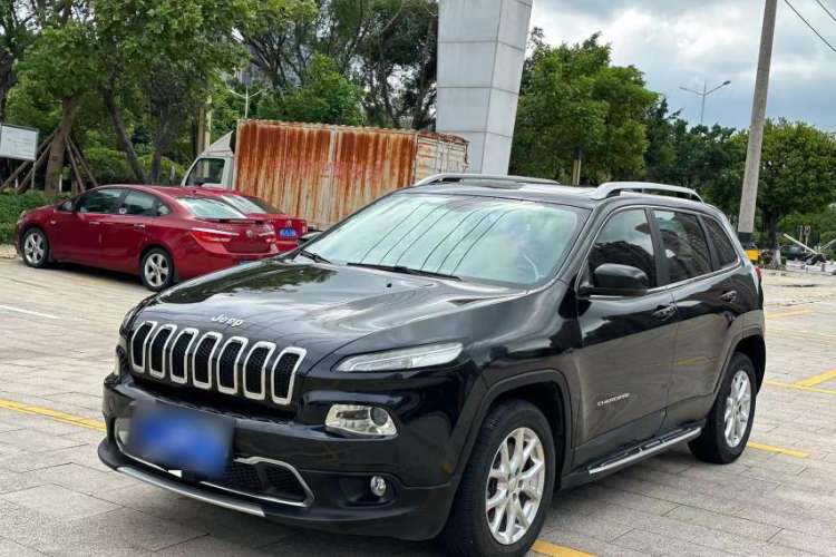 Used Jeep Cherokee 2017 2.4L Leading Smart Edition