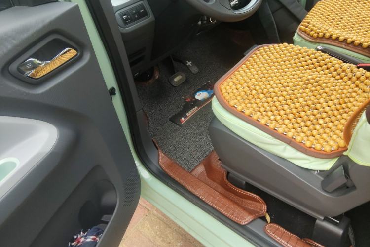 Used Wuling Hongguang MINIEV 2021 Macaron Premium Model – Lithium Iron Phosphate Driver Seat