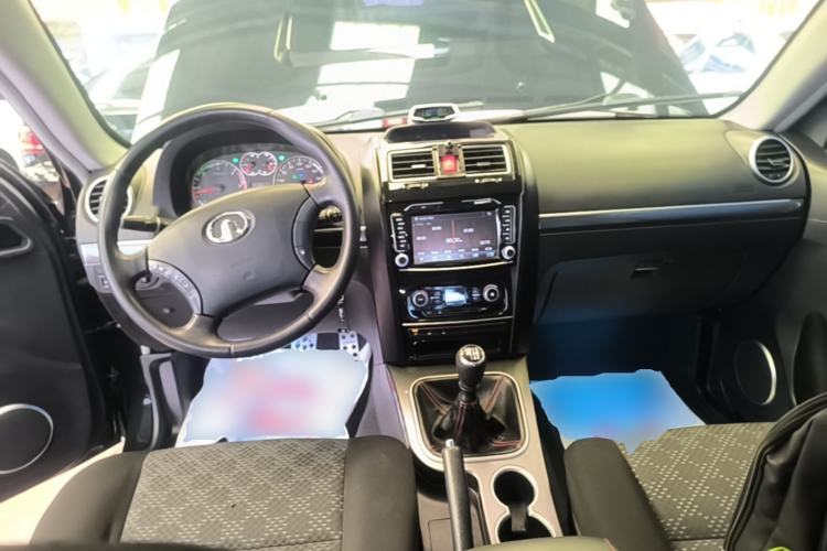 Used Haval H5 Classic 2013 ZhiZun Edition Green Silence 2.0T Manual 4x4 Progressive Model
