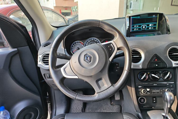 Used Renault Koleos 2014 Revised Version 2.0L Two-Wheel Drive Standard Edition
