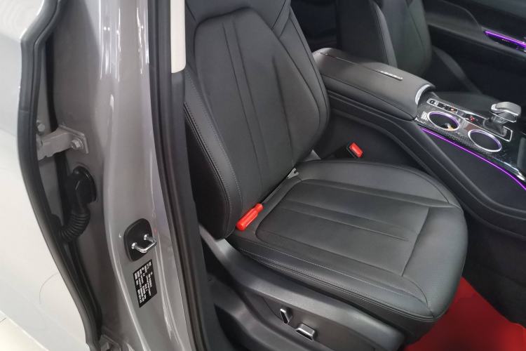 Used Hongqi HS3 2023 2.0T All-Wheel-Drive Youwei Version