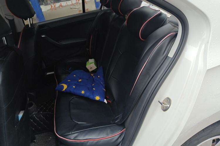 Used Volkswagen Santana 2015 1.6L Manual Fashion Edition Left Rear Seat