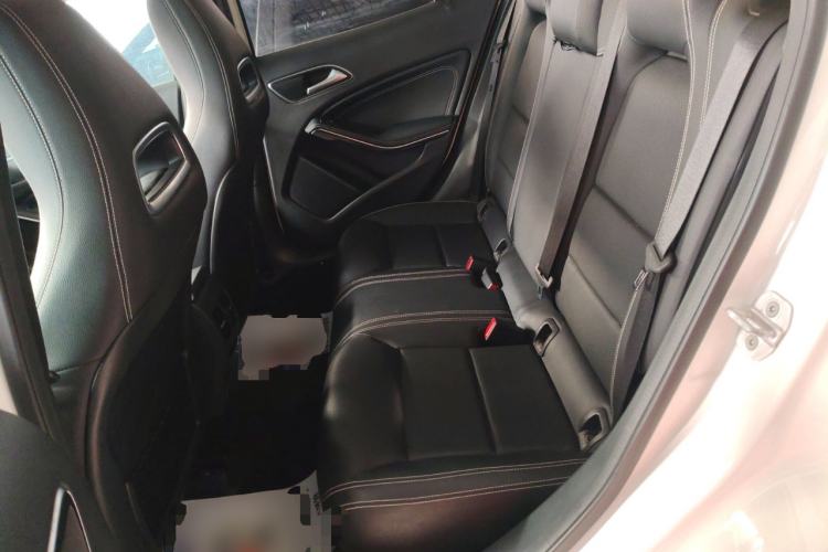 Used Mercedes-Benz GLA 2016 GLA 200 Fashion Model Left Rear Seat