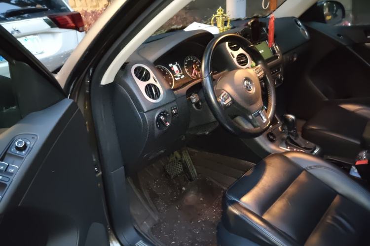 Used Volkswagen Tiguan 2015 1.8TSI Automatic Two-Wheel Drive Luxury Model Driver Seat