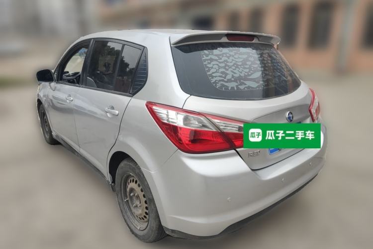 Used Venucia R50 2013 1.6L Manual Fashion Edition Rear Left 45 Deg