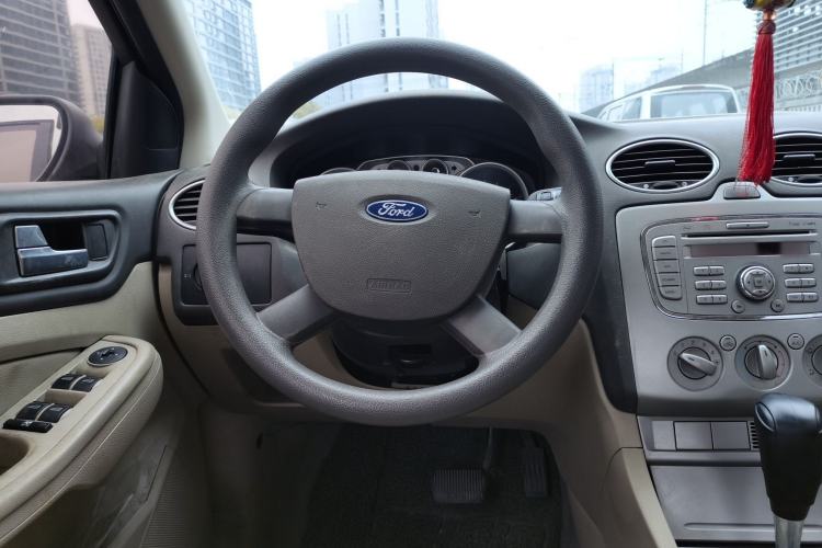 Used Ford Focus 2011 Hatchback 1.8L Automatic Fashion Edition Steering Wheel