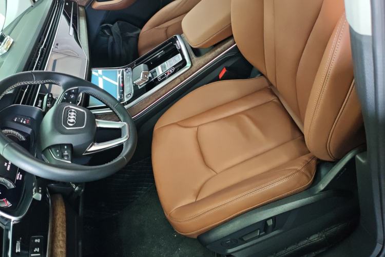 Used Audi Q7 2024 45 TFSI quattro S line Black Warrior Edition