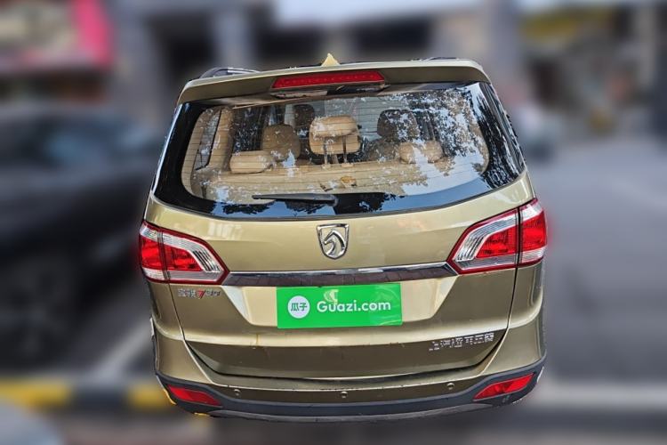 Used Baojun 730 2014 1.5L manual Comfort ESP version 7 seats