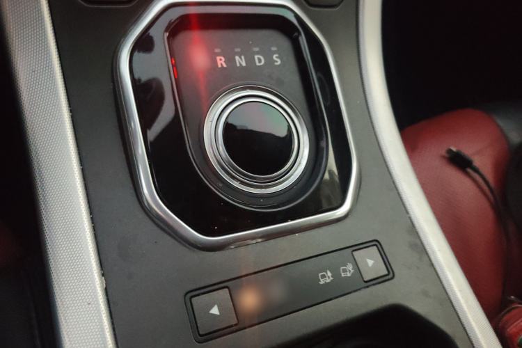 Used Land Rover Range Evoque 2014 2.0T 5-Door Ignite Edition Gear Lever