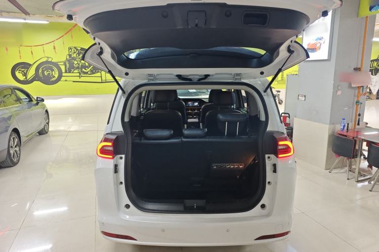 Used GAC Trumpchi M6 2023 PRO 270T DCT Luxury Edition
