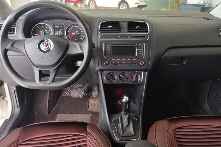 Used Volkswagen Polo 2014 1.6L Automatic Comfort Edition