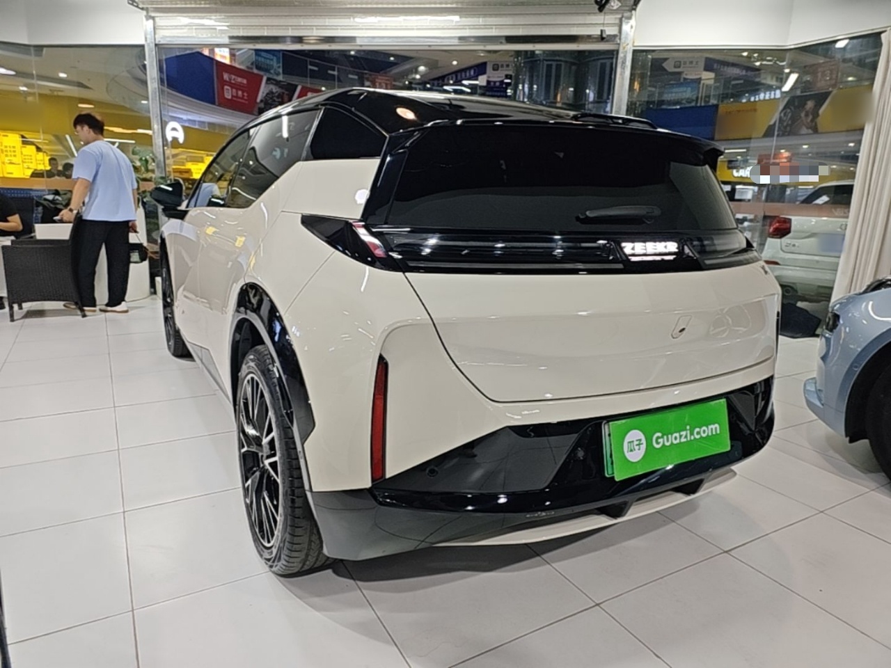 Zeekr X 2023 Rear-Drive YOU Edition 4 Seats — снимка 4