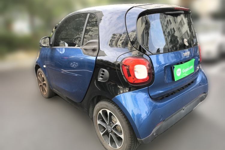 Used smart fortwo 2015 1.0L 52 kW Hardtop Passion Edition
