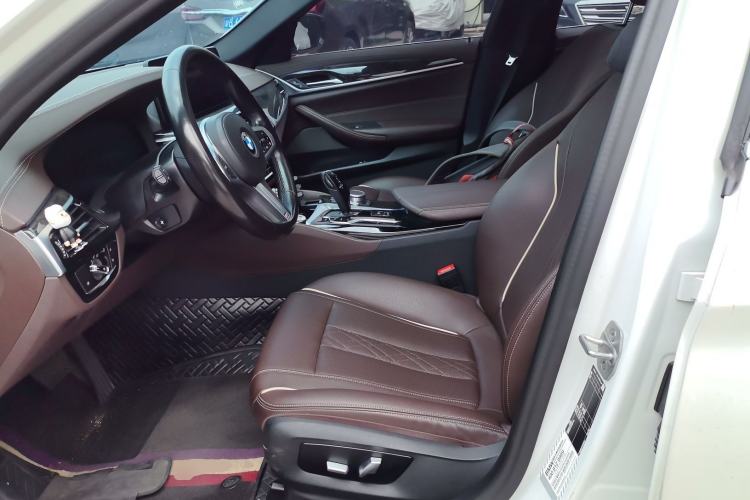 Used BMW 5 Series 2022 Restyled 525Li M Sport Package Left Front Seat