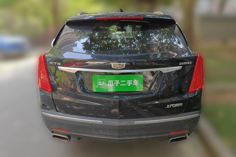 Used Cadillac XT5 2018 25T Luxury Model Rear