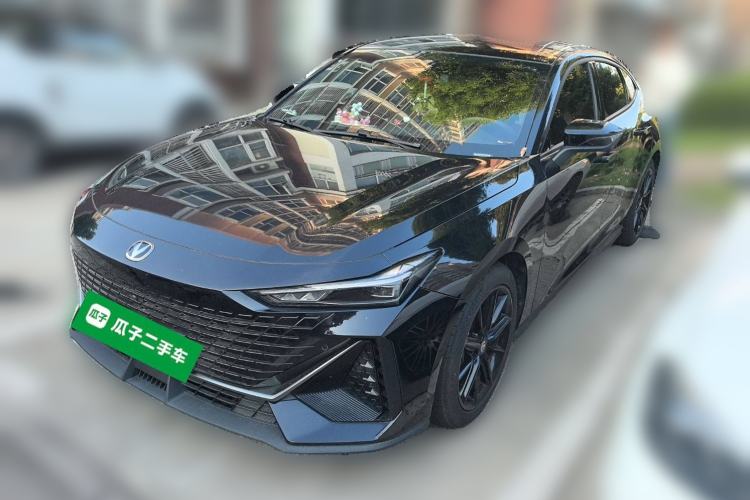 Used Changan UNI-V 2022 1.5T Prestige Version