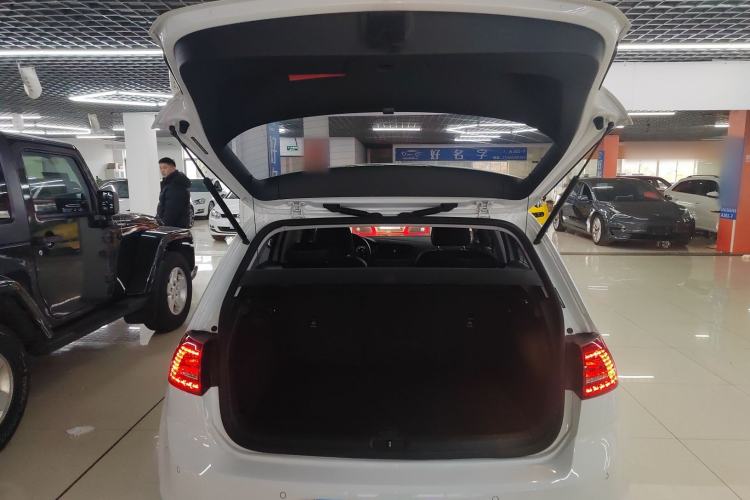 Used Volkswagen Golf 2014 1.4TSI Automatic Comfort Model
