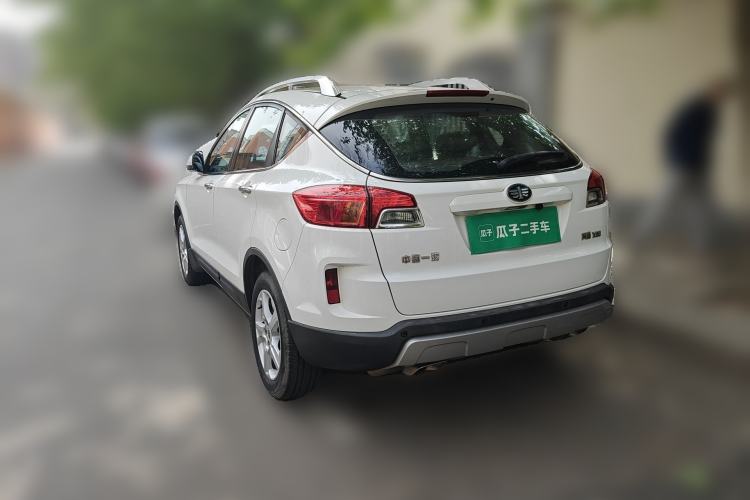 Used Bestune X80 2013 2.0L automatic comfort version Rear Left 45 Deg