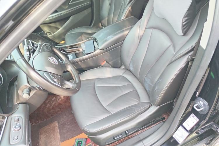 Used Buick LaCrosse 2022 552T Luxury Version Left Front Seat