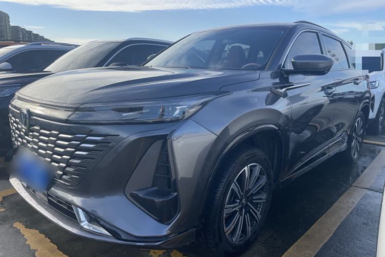 Used Changan CS75 PLUS 2023 3rd Generation 1.5T Automatic Prestige Model
