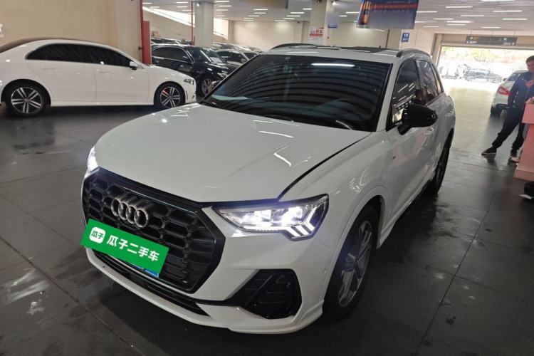 Used Audi Q3 2023 40 TFSI Fashion Dynamic Model