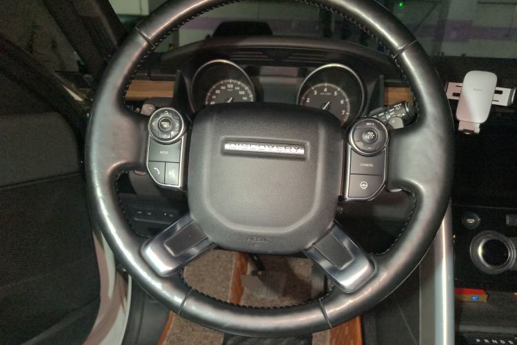 Used Land Rover Discovery 2017 3.0 SC V6 HSE
