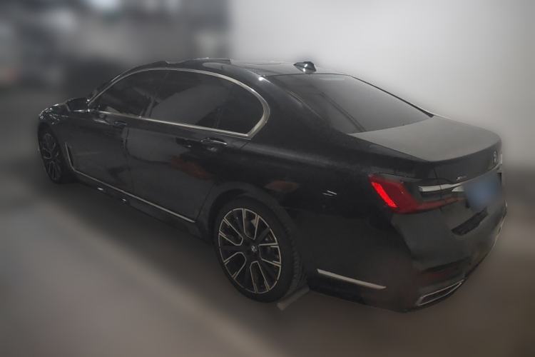 Used BMW 7 Series 2021 740Li xDrive Executive M Sport Package Rear Left 45 Deg