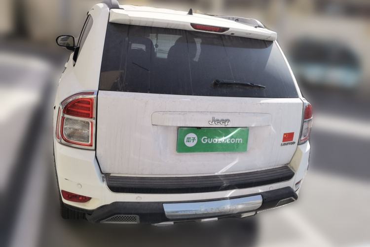 Used Jeep Compass 2013 2.4L Four-wheel Drive Black Edition with Navigation