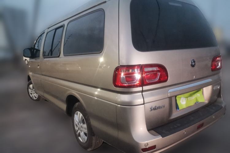 Used FORTHING Lingzhi 2025 M5 1.5T Long Wheelbase Base Model 7-Seater Exterior 3