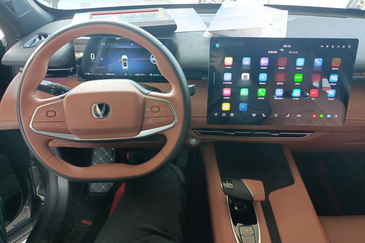 Used CHANGAN UNI-Z New Energy 2024 Blue Whale Smart Electric iDD 125km Excellence Model Center Console