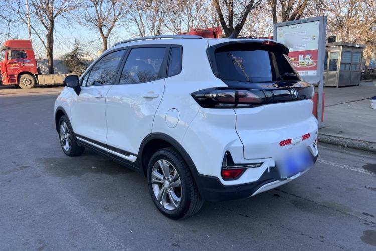Used CHANGAN CS15 2019 1.5L Manual Entry-Level Version China VI Standard Exterior 7