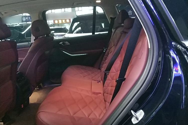 Used BMW X5 2022 Restyled xDrive 30Li M Sport Package Left Rear Seat