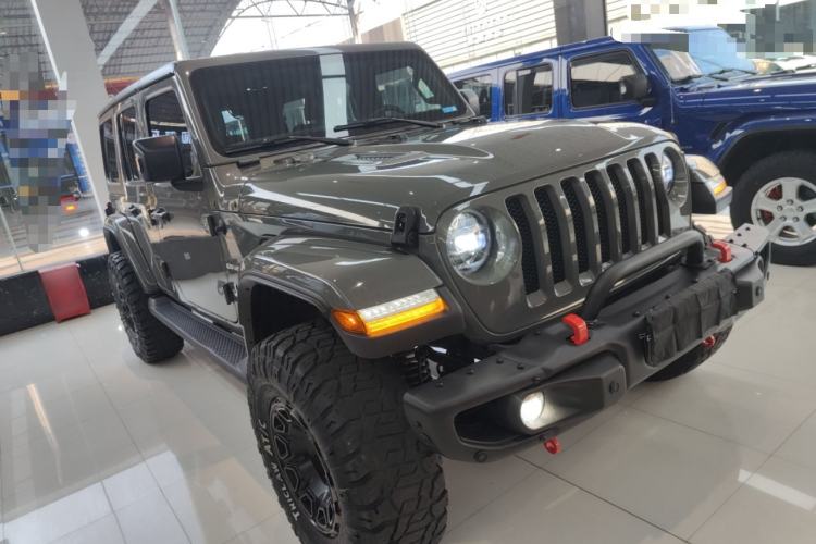 Used Jeep Wrangler 2019 2.0T Sahara Four-Door Version China VI Emission Standard