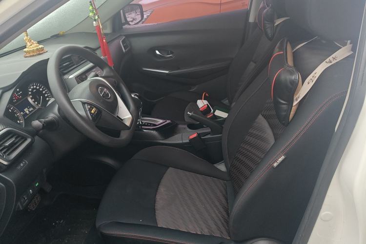 Used Nissan Lannia 2016 1.6L CVT Smart Cool Edition Left Front Seat