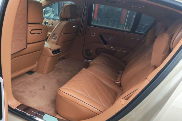 Used Hima S800 2025 Model, Range-Extended Starlight Prestige Edition, 5 Seats Left Rear Seat