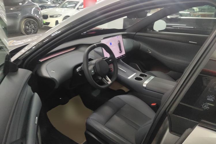 Used Xiaomi Auto YU7 2025 Ultra-Long Range All-Wheel Drive Pro Version
