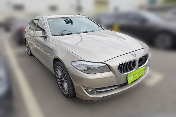 Used BMW 5 Series 2013 530Li Leading Model Front Right 45 Deg
