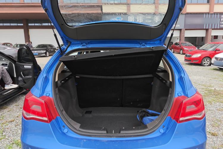 Used Geely Auto Emgrand 2017 Hatchback RS Million Edition 1.5L CVT Upward Version