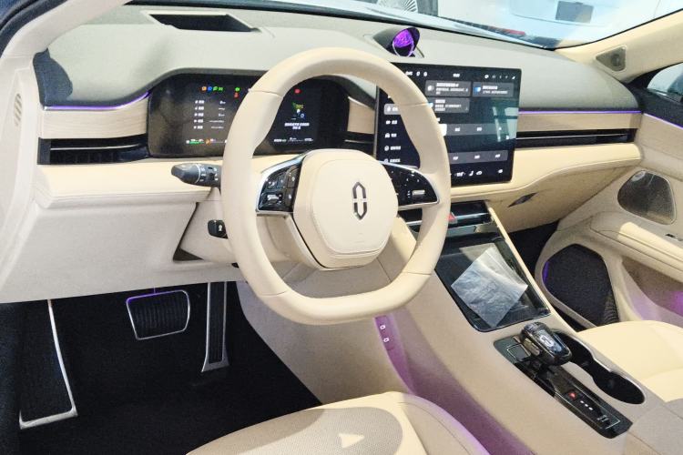 Used Hima AITO M5 2024 Extended-Range Max Rear-Wheel Drive Advanced Intelligent Driving Version