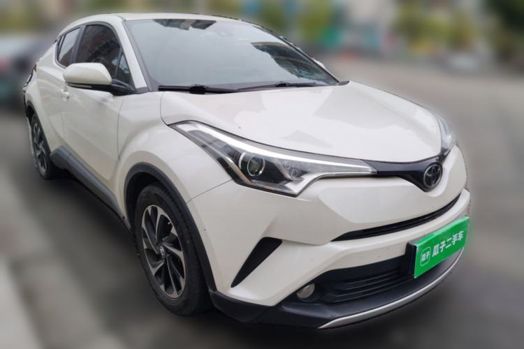 Used Toyota IZOA 2018 2.0L Yichi Version China VI Standard
