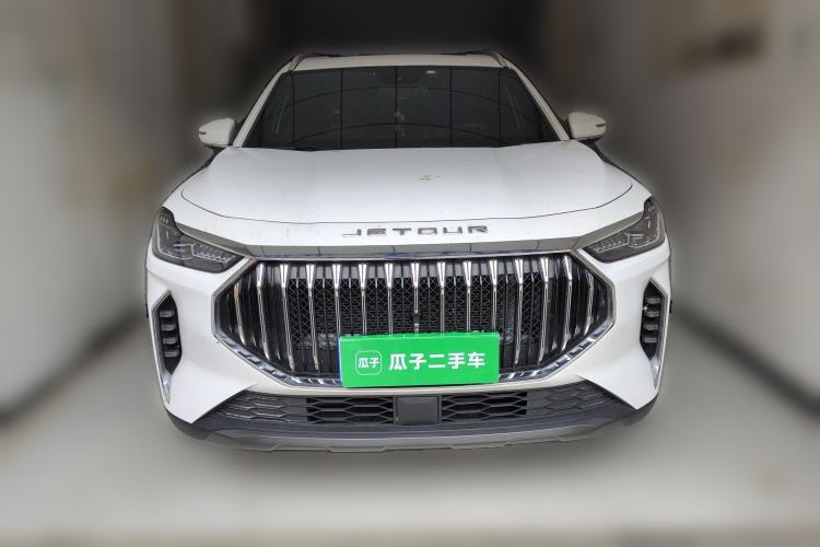 Used JETOUR X70 PLUS 2023 1.5T DCT Ziqiang PRO 7-Seater Front