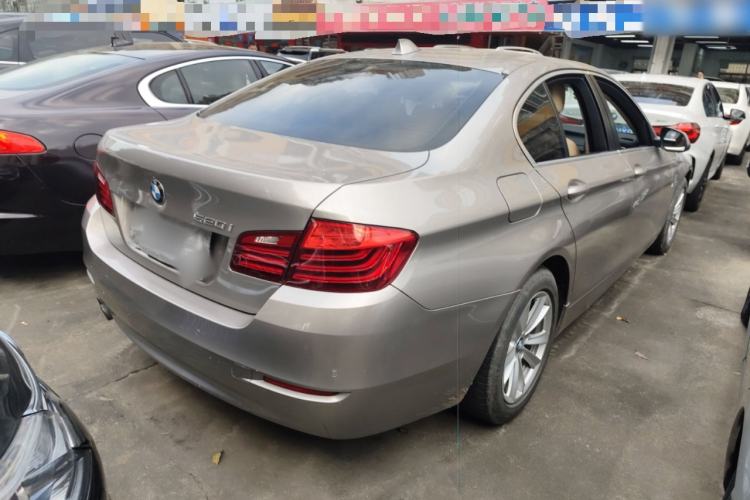 Used BMW 5 Series 2014 520i Elegant Edition
