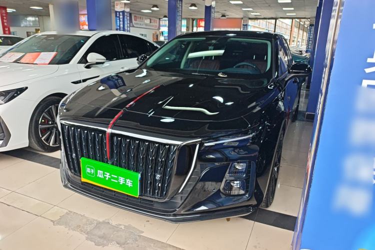 Used Hongqi H5 2025 Model 2.0T Automatic Xuan Ying 2 Million Units Commemorative Edition