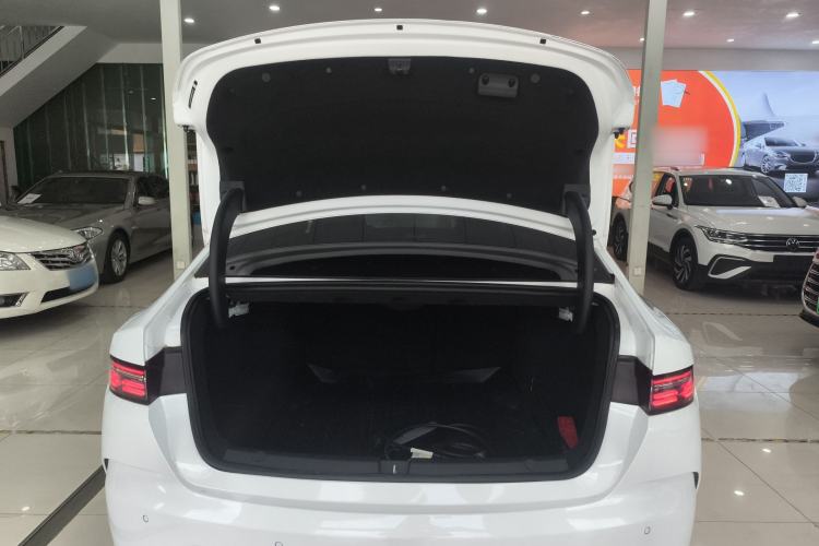 Used BYD Destroyer 05 2024 HONOR Edition DM-i 55KM Luxury Model Trunk